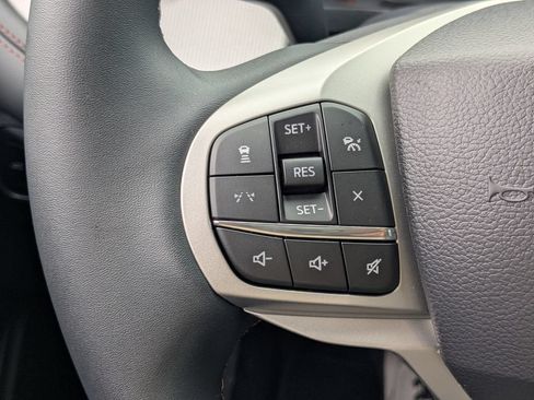 New 2026 Ford Explorer Active RWD image 21