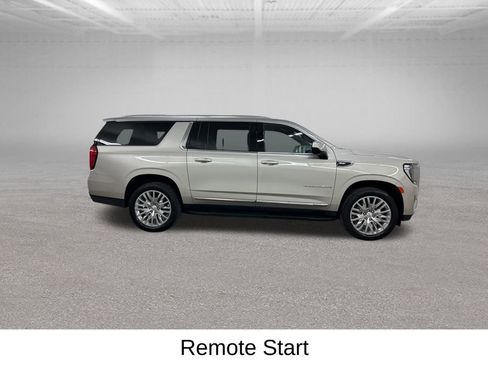 Used 2023 GMC Yukon XL SLT AWD/4WD image 15