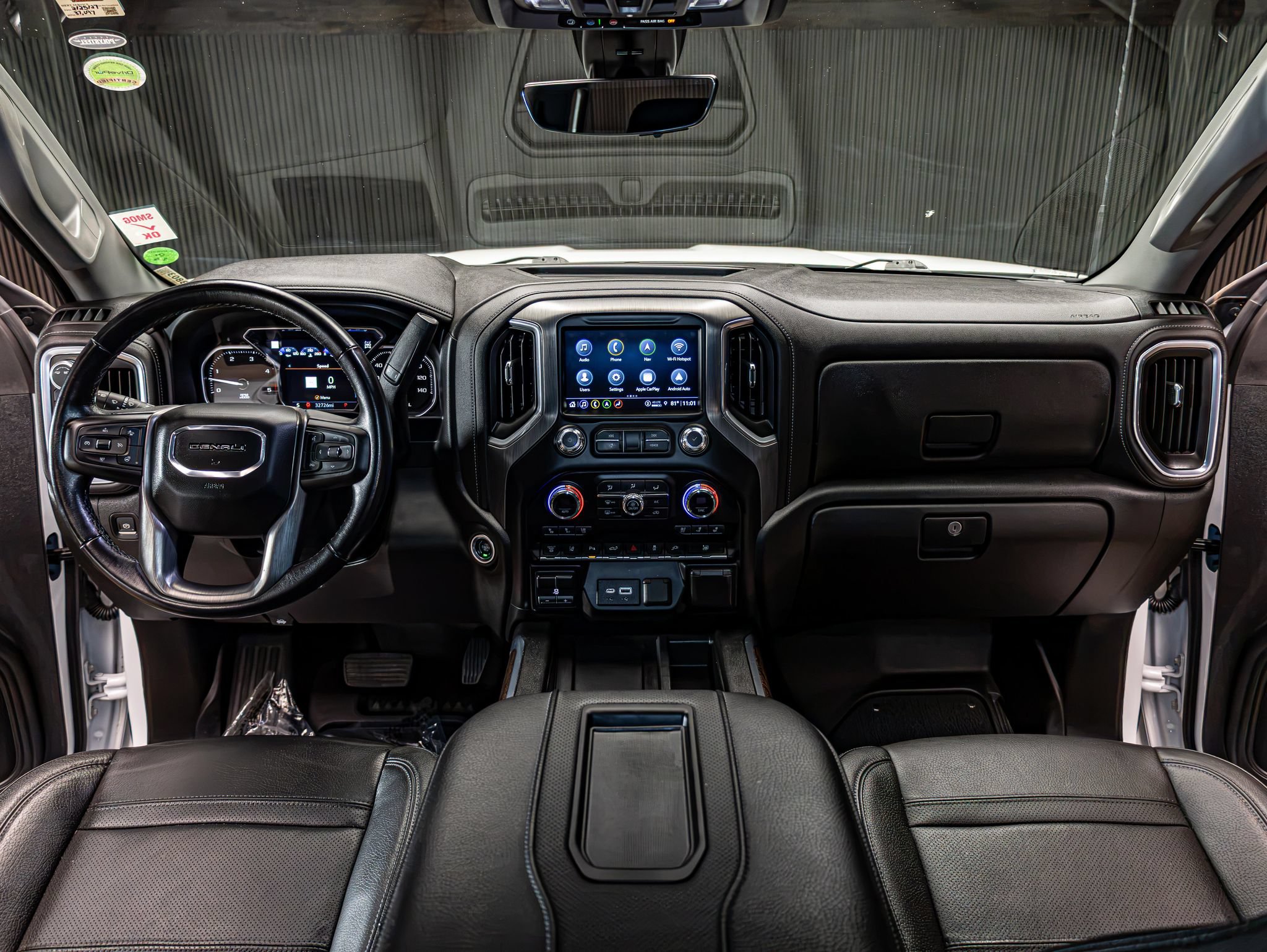 Used 2021 GMC Sierra 3500 Denali w/ Denali Ultimate Package AWD/4WD image 18