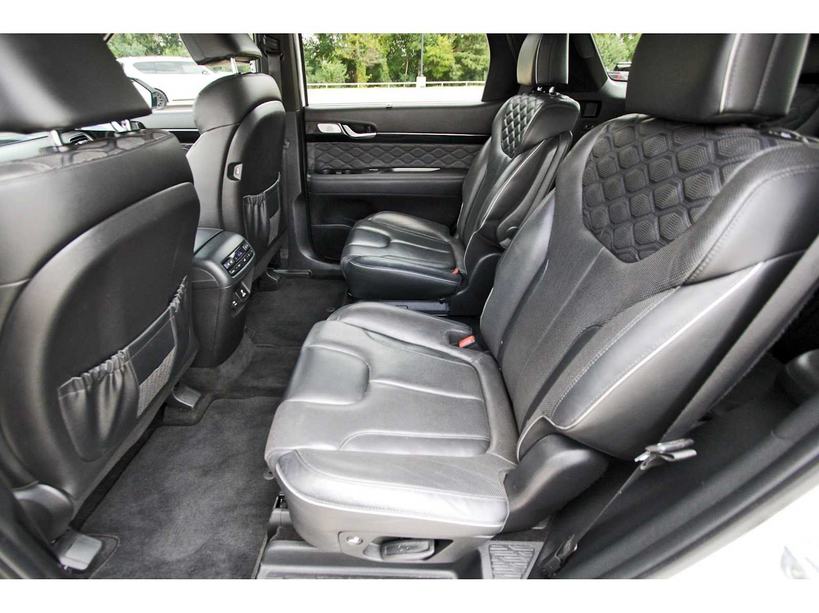 Used 2020 Hyundai Palisade Limited FWD image 13