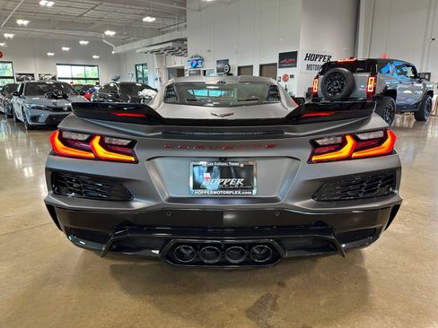 Used 2025 Chevrolet Corvette Z06 RWD image 7