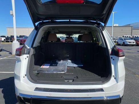 New 2026 Nissan Rogue Platinum w/ Platinum Premium Package AWD/4WD image 36