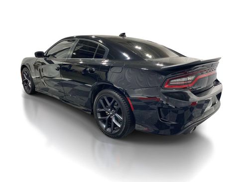 Used 2022 Dodge Charger GT w/ Plus Group RWD image 2