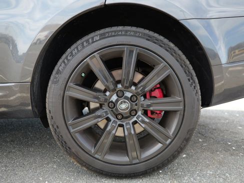 Used 2019 Land Rover Range Rover Sport HST image 14