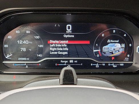 Used 2023 GMC Yukon Denali w/ Denali Reserve Package image 23