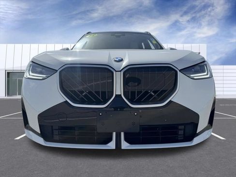 Used 2025 BMW X3 xDrive30i w/ M Sport Package AWD/4WD image 7