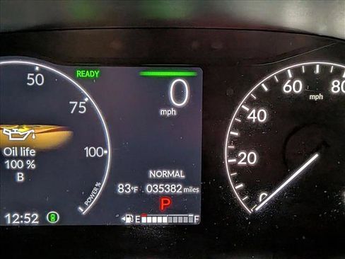 Used 2024 Honda CR-V Sport Touring image 10