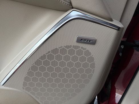 Used 2016 Cadillac Escalade Premium image 35