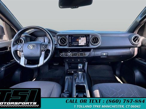 Used 2017 Toyota Tacoma TRD Sport w/ Tow Package (A/T) AWD/4WD image 15