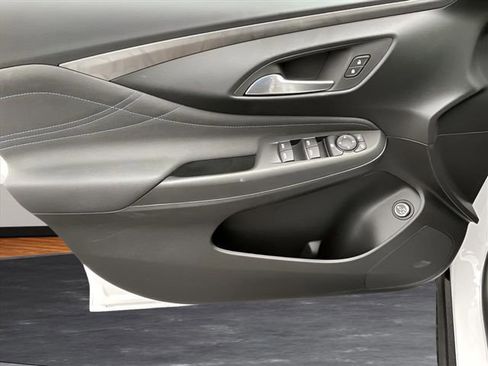 Certified 2024 Buick Envista Sport Touring w/ Convenience I Package image 20