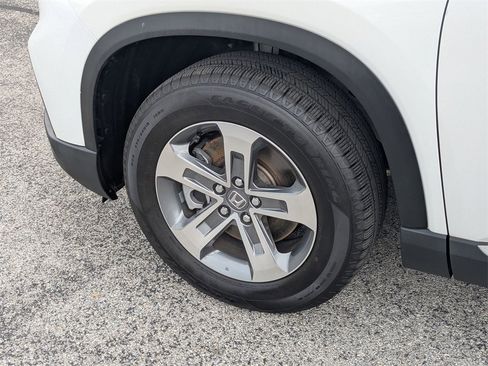 Used 2024 Honda Pilot EX-L image 32