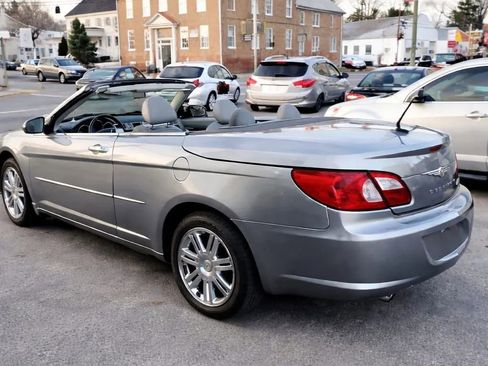 Used 2008 Chrysler Sebring Limited w/ Luxury Group FWD image 14