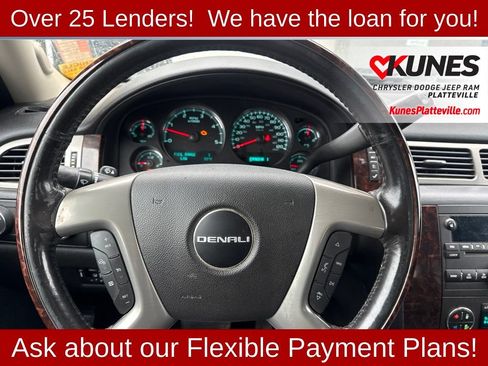 Used 2014 GMC Sierra 2500 Denali w/ Suspension Package, Off-Road AWD/4WD image 15
