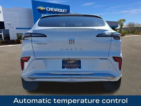 Used 2025 Buick Envista Avenir image 7
