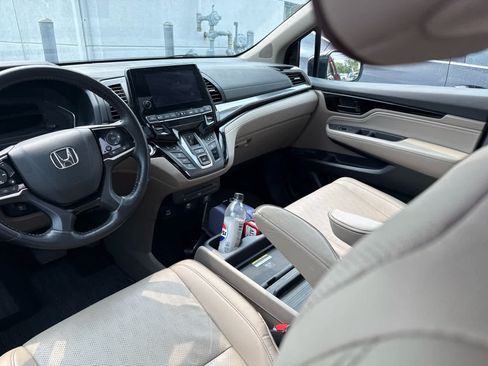 Used 2024 Honda Odyssey Elite image 10