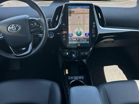 Used 2020 Toyota Prius Limited FWD image 4