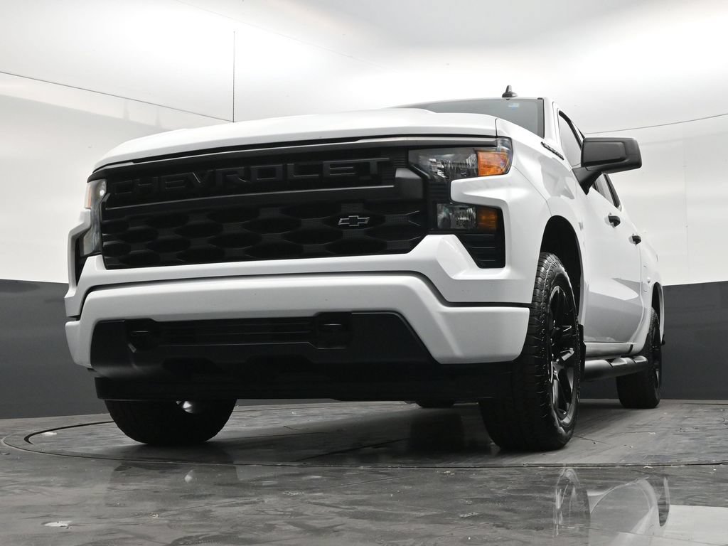 Used 2024 Chevrolet Silverado 1500 Custom w/ Turbomax Blackout Package RWD image 27
