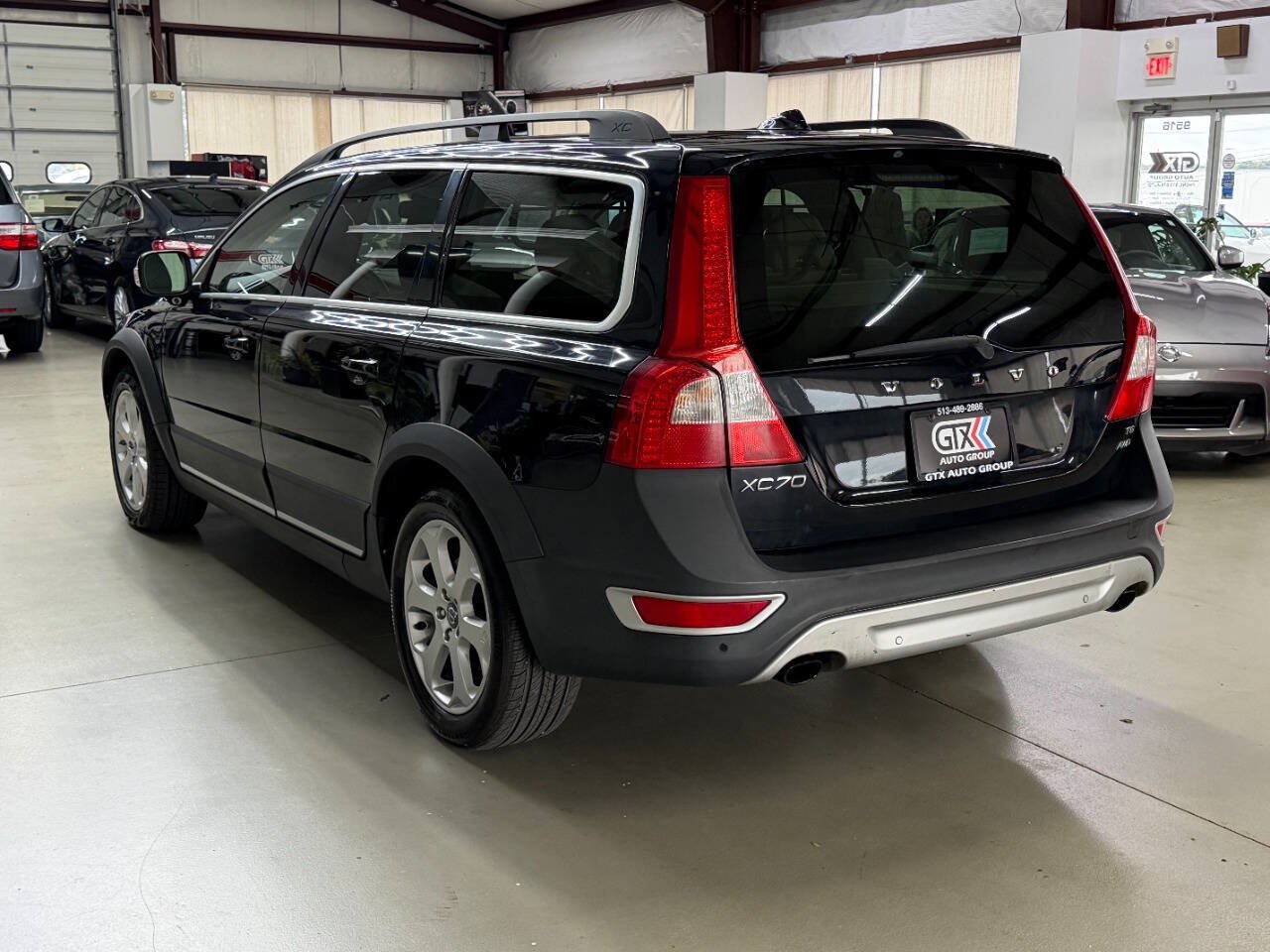 Used 2010 Volvo XC70 T6 AWD/4WD image 4