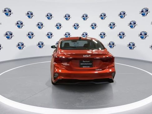 Certified 2022 Kia Forte LXS image 8