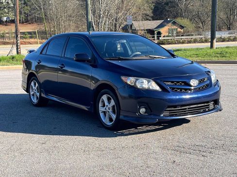 Used 2011 Toyota Corolla S image 7
