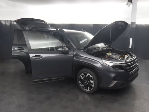 New 2025 Subaru Forester Limited image 39
