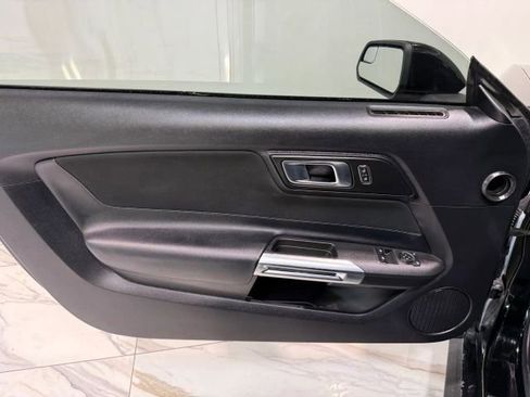 Used 2019 Ford Mustang Coupe image 10