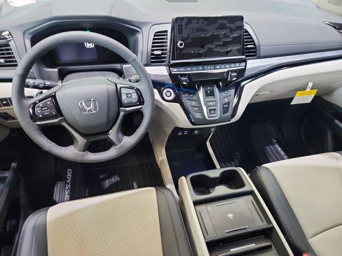 New 2026 Honda Odyssey Elite image 14