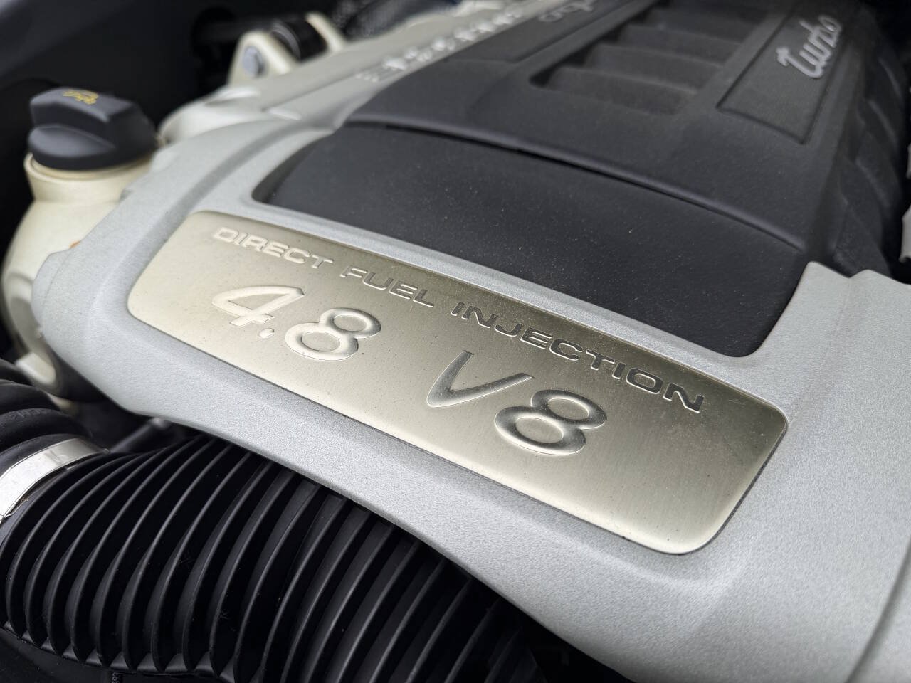 Used 2008 Porsche Cayenne Turbo AWD/4WD image 36