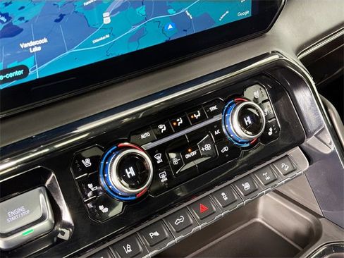 Used 2024 GMC Sierra 2500 AT4X image 15