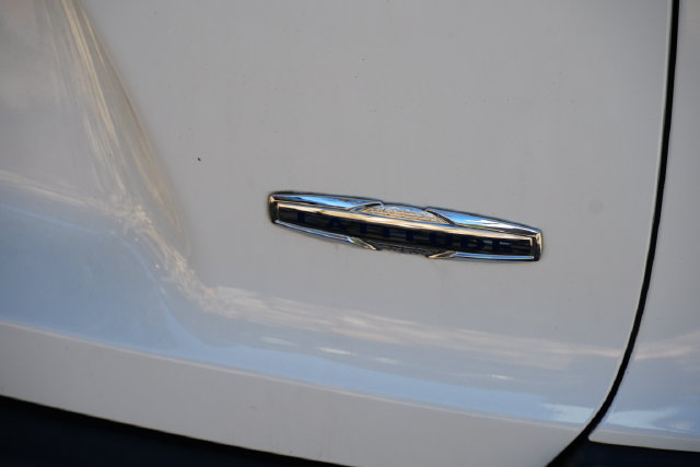 Used 2019 Jeep Cherokee Latitude Plus w/ Cold Weather Group AWD/4WD image 20