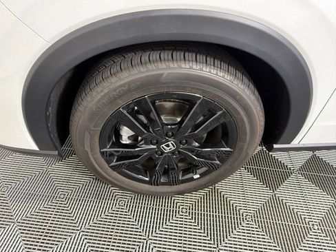 Used 2026 Honda HR-V Sport image 13