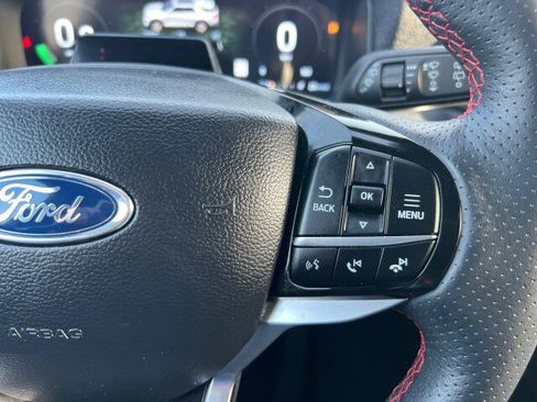 Certified 2025 Ford Explorer ST-Line w/ ST-Line Street Pack image 18