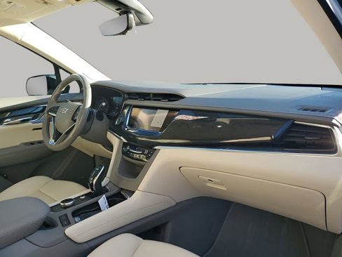Used 2020 Cadillac XT6 Premium Luxury image 14