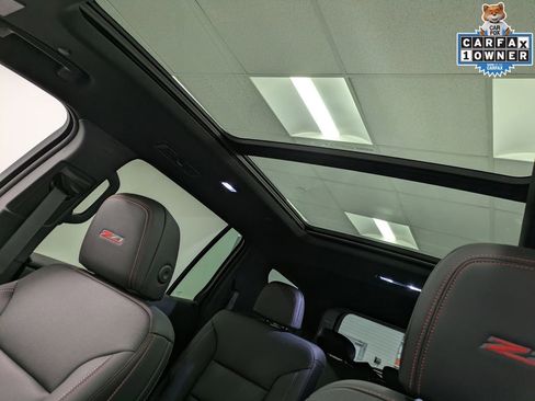 Used 2025 Chevrolet Traverse Z71 w/ Driver Confidence Package image 22