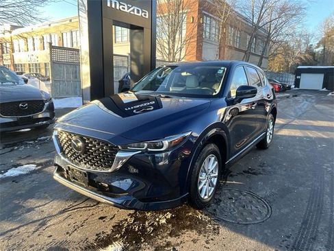 Used 2025 MAZDA CX-5 AWD 2.5 S w/ Preferred Package image 4