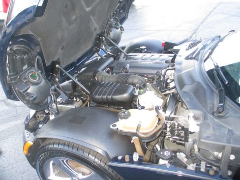 Used 2008 Pontiac Solstice Convertible w/ Premium Package image 14