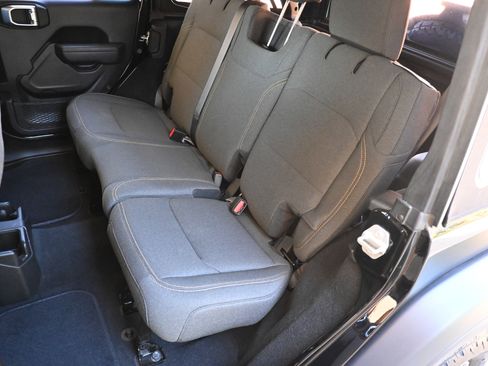 Used 2024 Jeep Wrangler Sport S image 16