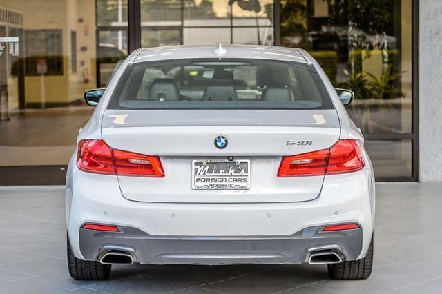 Used 2019 BMW 540i w/ M Sport Package RWD image 8