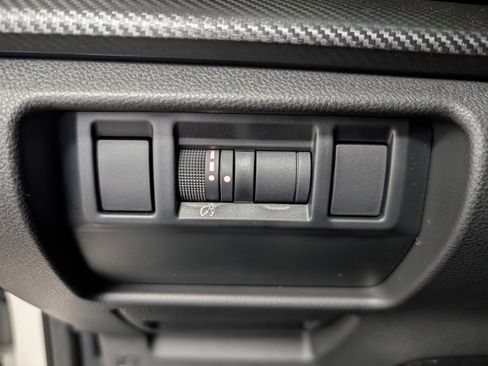 New 2025 Subaru Crosstrek 2.5i Limited w/ Popular Package #3A image 24