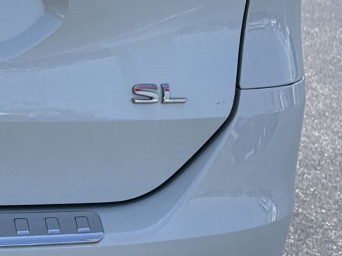 Used 2015 Nissan Rogue SL w/ SL Premium Package FWD image 10