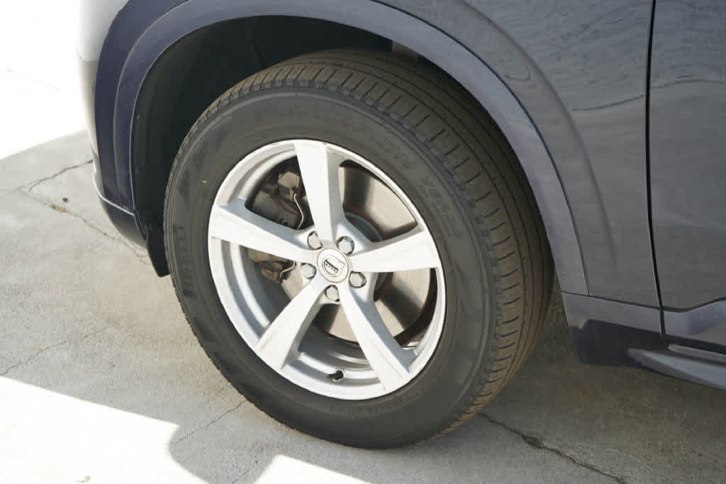 Used 2019 Volvo XC90 T5 Momentum w/ Protection Package Premier AWD/4WD image 11