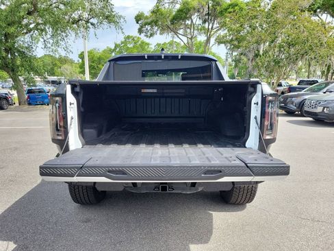 Used 2024 GMC Hummer EV 3X w/ Battery Pack, 24 Module Pack AWD/4WD image 9
