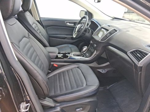 Used 2017 Ford Edge SEL w/ Equipment Group 201A AWD/4WD image 17