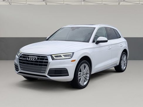 Used 2018 Audi Q5 2.0T Premium Plus w/ Premium Plus Package AWD/4WD image 6