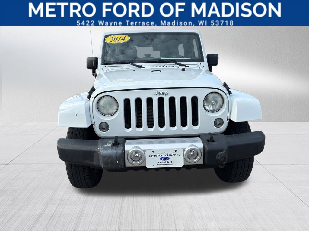 Used 2014 Jeep Wrangler Unlimited Sahara AWD/4WD image 9