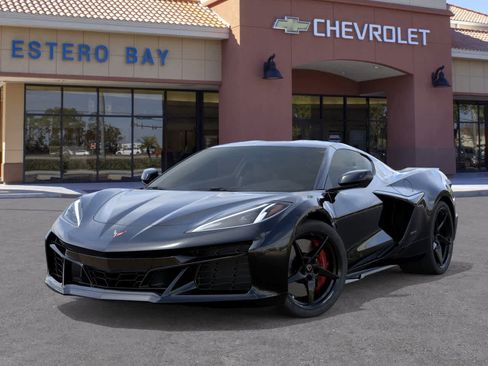 New 2025 Chevrolet Corvette E-Ray image 6