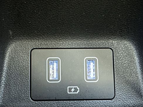 Used 2024 Hyundai Santa Cruz Limited image 30