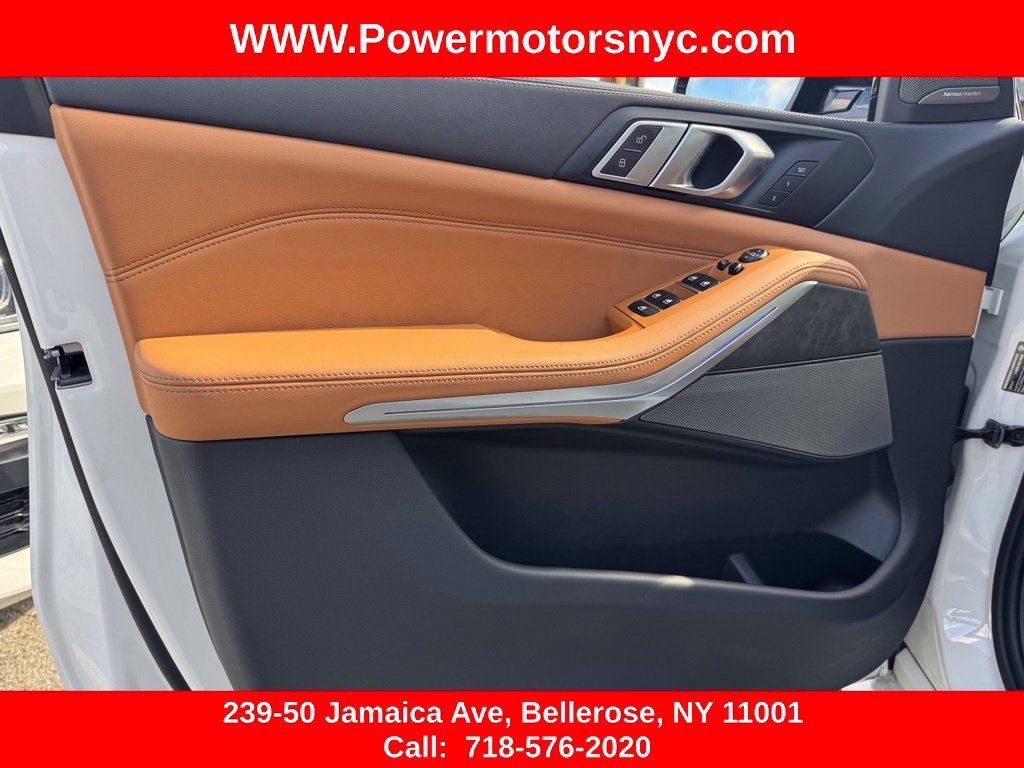 Used 2024 BMW X5 xDrive40i w/ M Sport Package AWD/4WD image 13