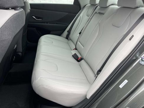 New 2026 Hyundai Elantra Limited image 18