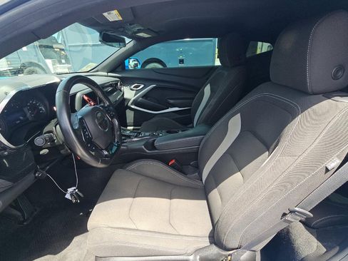 Used 2023 Chevrolet Camaro LT RWD image 3